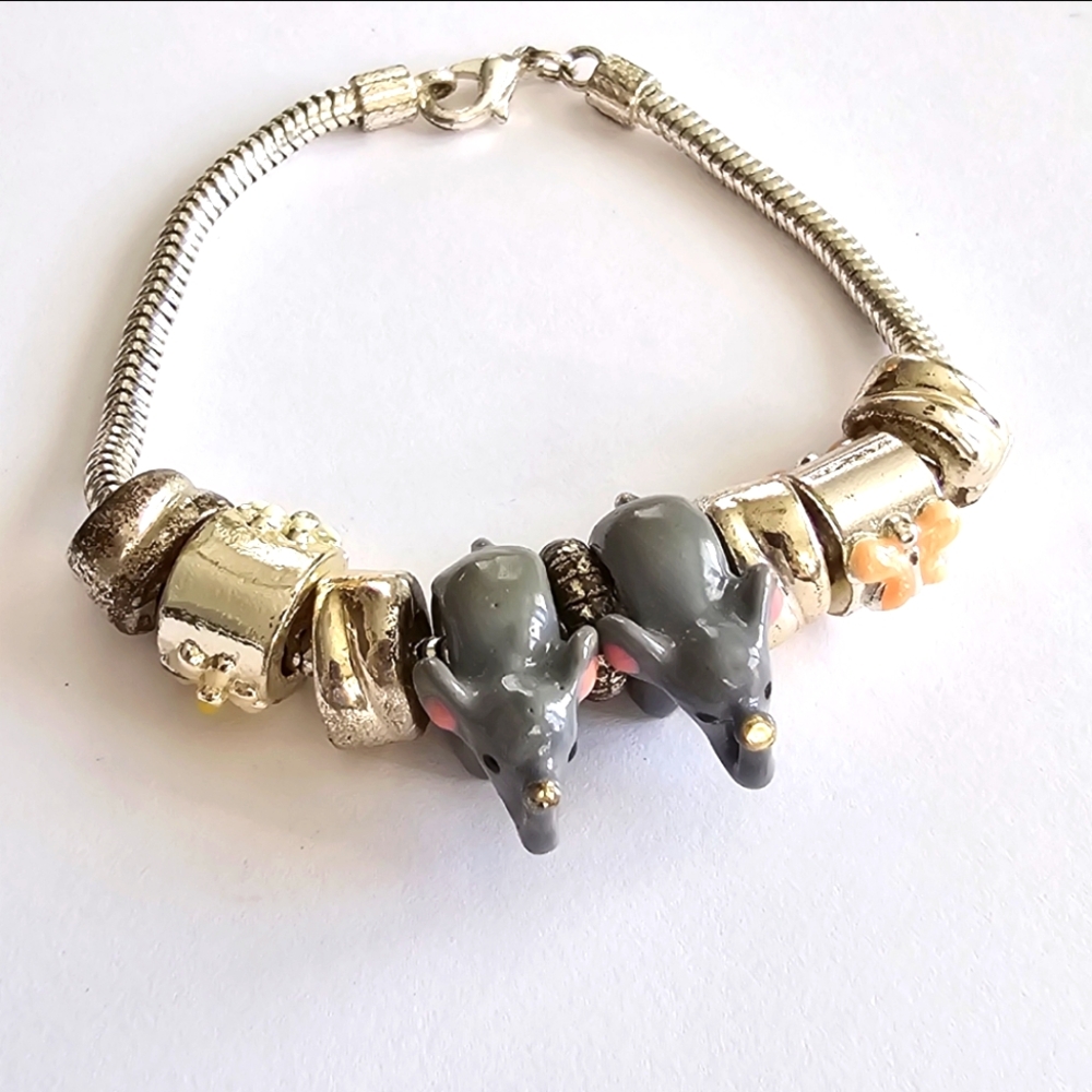 Elephant bracelet bead large core charm silver tone grey animal safari